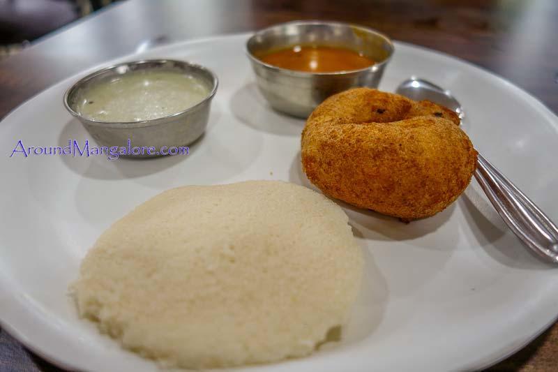 Hotel Bombay Residency--Bombay Lucky Restaurant Mangaluru Zewnętrze zdjęcie